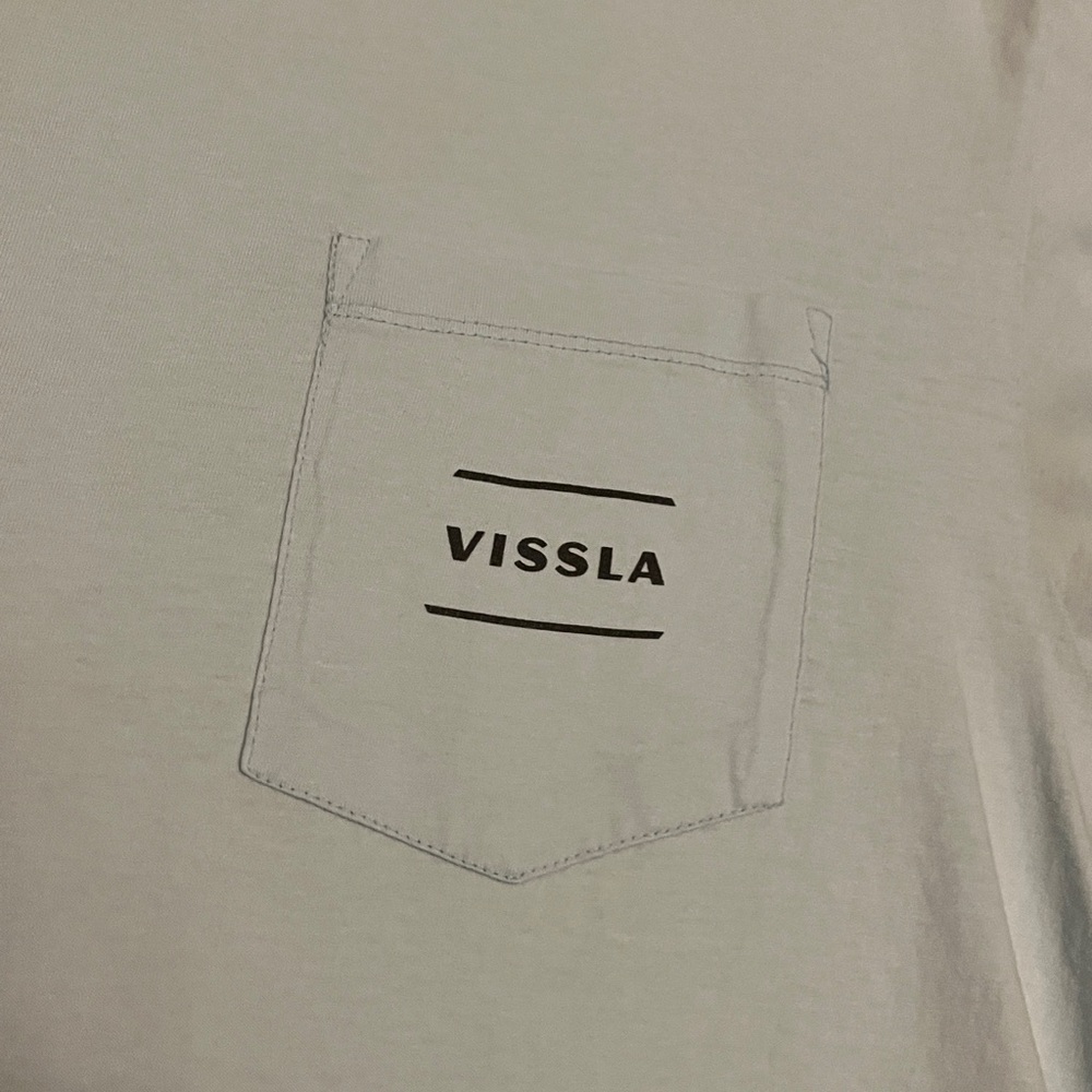 VISSLA Men's Pale Blue Pocket Tee size large - Picture 2 of 6